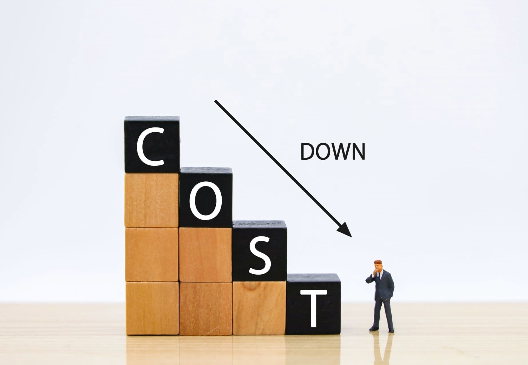 コスト削減を表現する写真